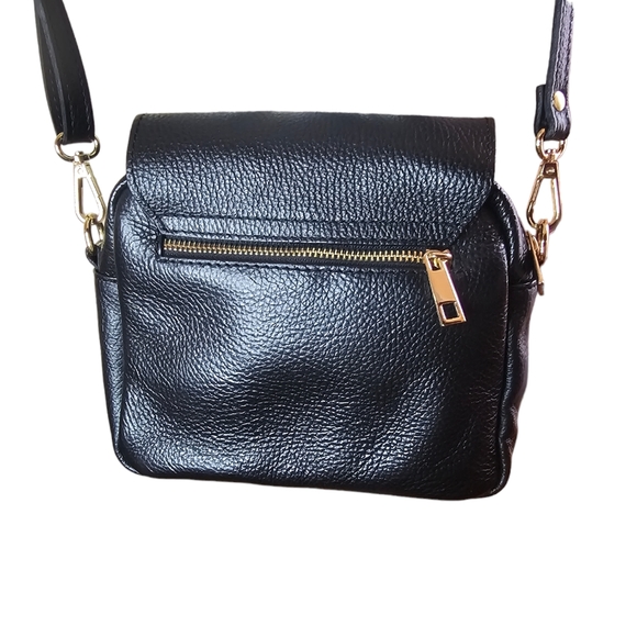 Jijou  Capri women's black cross body bag with gold hardware - Picture 3 of 9